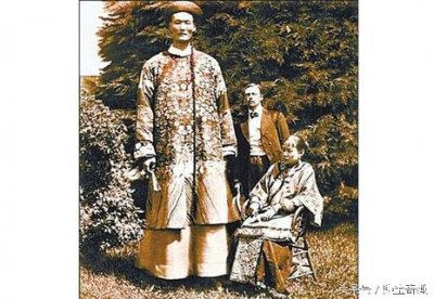 ​盘点5位世界上最高的巨人之称都有谁？