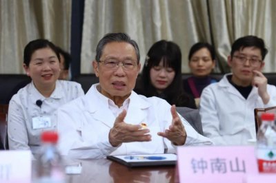 ​钟南山最新发声：不主张长期佩戴口罩！