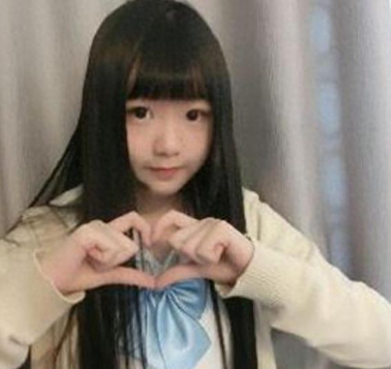 抖音“最火”的4个萝莉,前3位都是在演萝莉,唯独她是真萝莉!