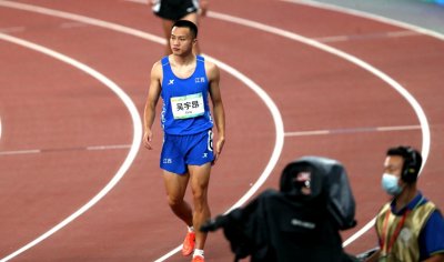 ​吴宇昂摘得男子400米铜牌