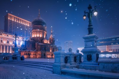 ​三亚输给了“恋爱脑”的哈尔滨