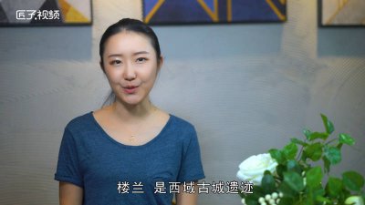 ​楼兰加玻璃水的在哪个地方 日产楼兰玻璃水加哪里图片