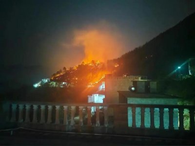 ​广西百色山火仍在扑救！川南部分地区森林火险达高度危险级别
