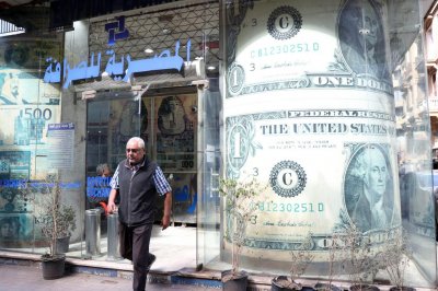 ​货币贬值40%下的埃及：通胀飙涨、外汇短缺、债务高企