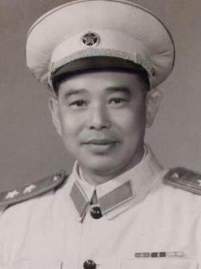 ​廖汉生简介（廖汉生开国中将之首）