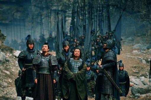 刘备想得天下,益州和荆州哪个更重要一些?