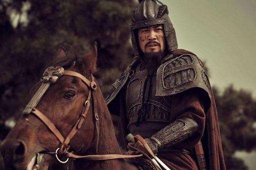 刘备想得天下,益州和荆州哪个更重要一些?