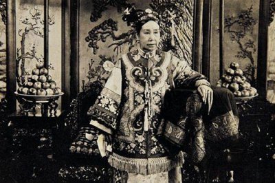 ​慈禧太后一天要花多少钱?换算成人民币是多少?