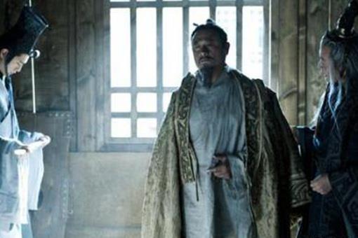 秦二世为何要将李斯下诏入狱?