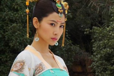 ​武则天杀了上官婉儿一家,为什么上官婉儿还对她很忠心