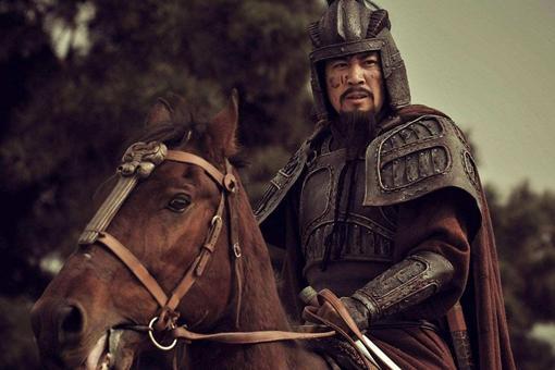 刘备大本营选在成都,为何不自封蜀王而是汉中王?