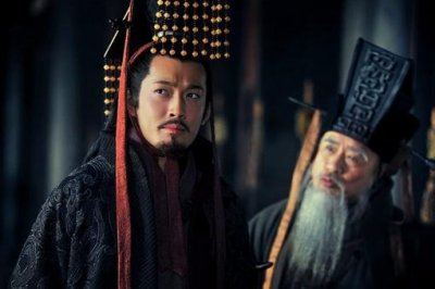 ​孙权称帝后为什么只追谥孙坚为帝,而不追谥孙策?