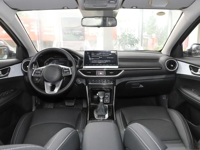 起亚K3新款最低多少钱可以落地？-