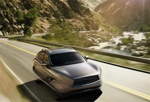 英菲尼迪fx35多少钱 尺寸大吗？-