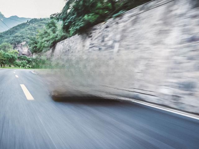 稀缺神车宝马i8需要多少钱才能拥有？-