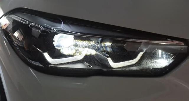 疝气大灯多少钱？-