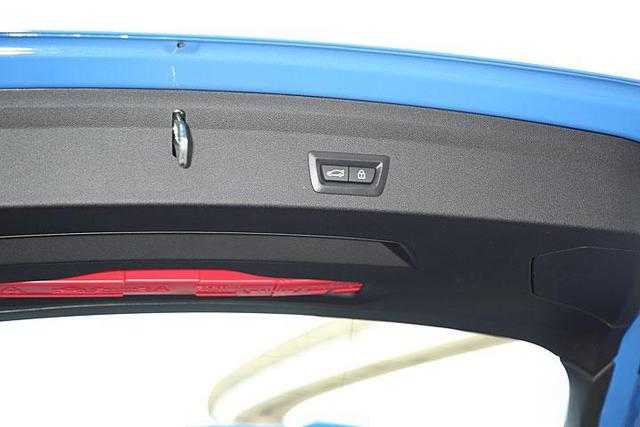 这驾感，依旧又浓又辣，试驾宝马M135i xDrive-