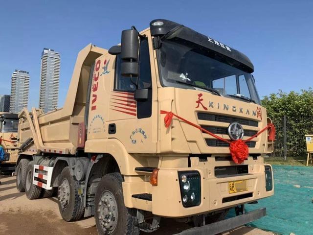 1.2万旧车全换“智能泥头车”!深圳在国内首次实现泥头车标准化-