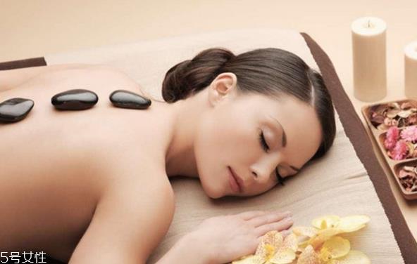 深蹲大腿酸痛怎么恢复 做完深蹲大腿酸痛这样做 深蹲大腿酸痛怎么恢复 做完深蹲大腿酸痛这样做