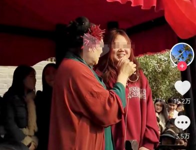 ​河南开封“王干娘”爆火15天后，相亲内幕不断曝光，我才知道，她根本不是什么