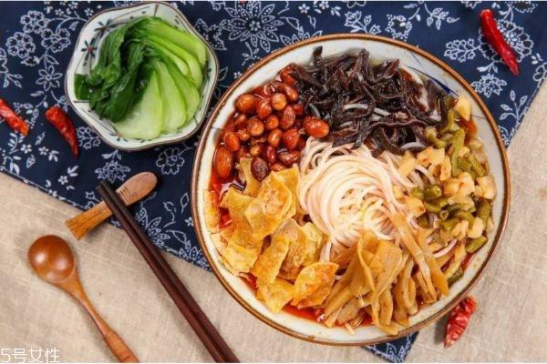 螺蛳粉的做法 螺蛳粉汤底做法及配方 螺蛳粉的做法 螺蛳粉汤底做法及配方