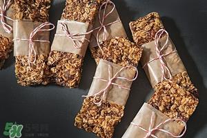 燕麦片怎么吃 燕麦片吃法 燕麦片怎么吃 燕麦片吃法