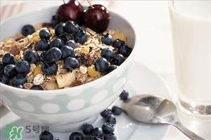 燕麦片怎么吃 燕麦片吃法 燕麦片怎么吃 燕麦片吃法