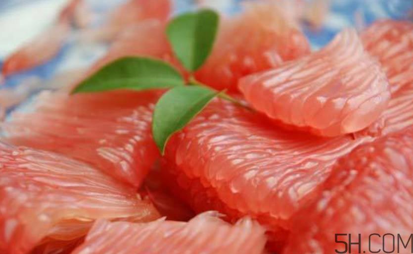 红心柚子是热性还是凉性?红心柚子是染色的吗? 红心柚子是热性还是凉性?红心柚子是染色的吗?