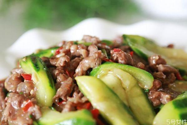 小炒牛肉怎么做好吃 小炒牛肉的美味做法 小炒牛肉怎么做好吃 小炒牛肉的美味做法