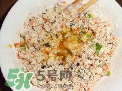 一斤豆腐可以做多少豆腐丸子?一斤豆腐可以做多少颗丸子 一斤豆腐可以做多少豆腐丸子?一斤豆腐可以做多少颗丸子