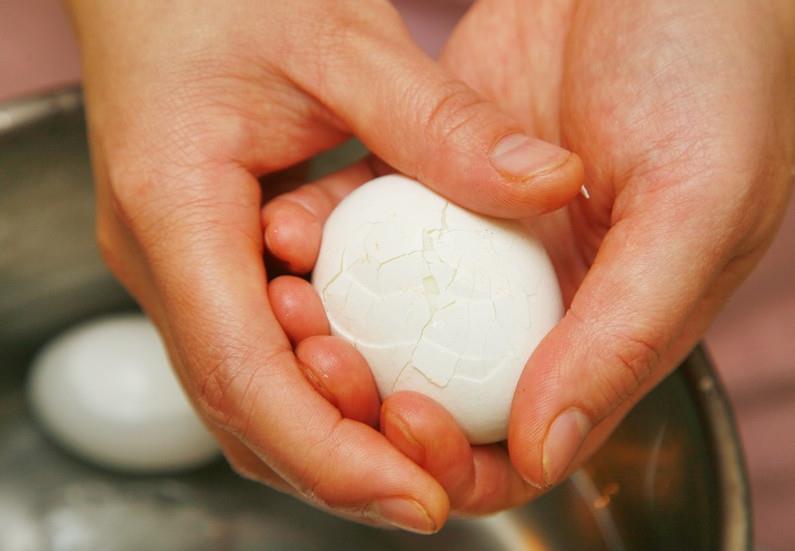 溏心蛋的做法 溏心蛋怎么做好吃 溏心蛋的做法 溏心蛋怎么做好吃