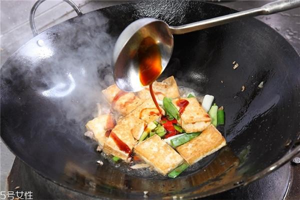 各种豆腐的区别与做法 各种豆腐怎么做最好吃 各种豆腐的区别与做法 各种豆腐怎么做最好吃