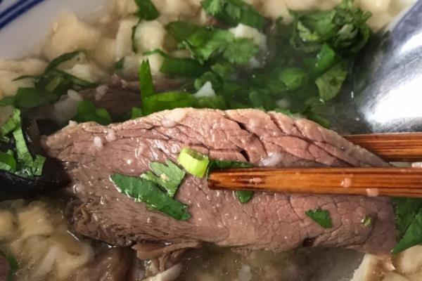 羊肉泡馍是硬的吗 有一点点硬 羊肉泡馍是硬的吗 有一点点硬