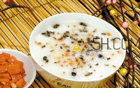 榛子生吃好还是熟吃好？榛子怎么吃营养价值高？