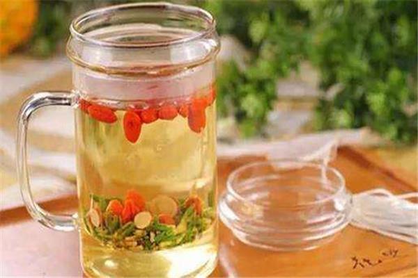 蜂蜜可以和枸杞一起泡吗 蜂蜜的作用 蜂蜜可以和枸杞一起泡吗 蜂蜜的作用