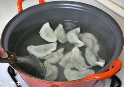 水饺的吃法有哪些 4种常见水饺吃法