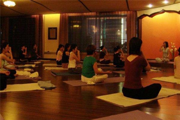 高温瑜伽温度是多少 温度要求是这样 高温瑜伽温度是多少 温度要求是这样