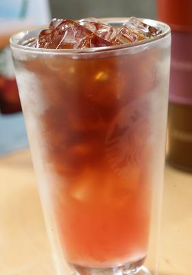 简单做出好喝的冰咖啡 热天里的舒心味 简单做出好喝的冰咖啡 热天里的舒心味