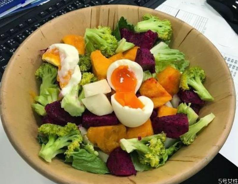 运动减肥偶尔大吃一顿会长胖吗 减肥期间多久大吃一顿 运动减肥偶尔大吃一顿会长胖吗 减肥期间多久大吃一顿