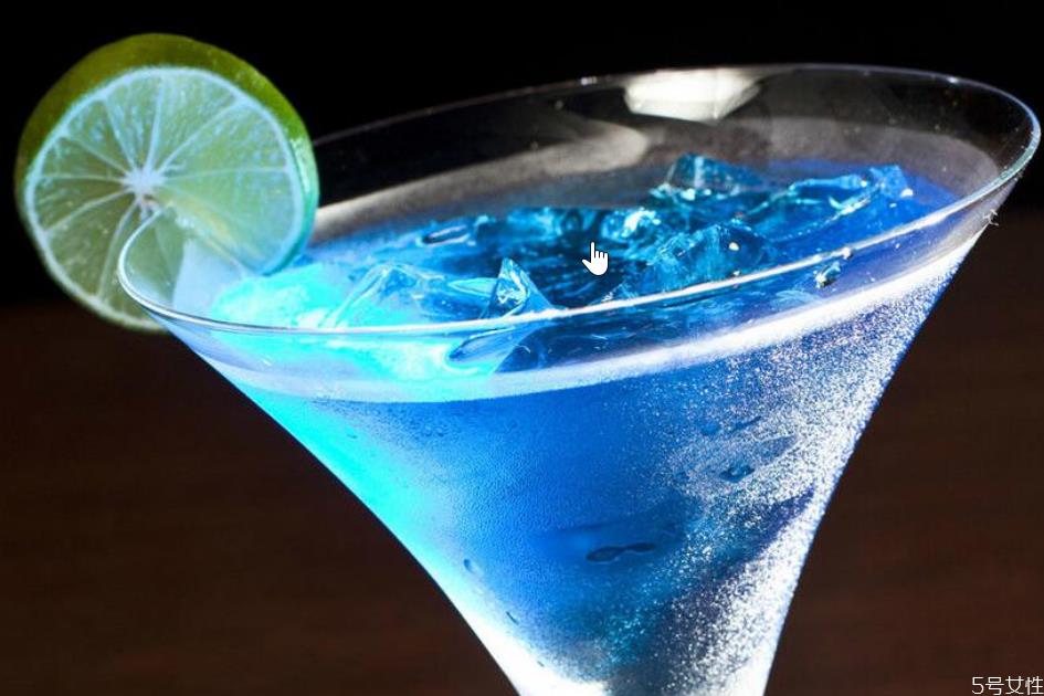 b52鸡尾酒怎么喝 b52点不着怎么办