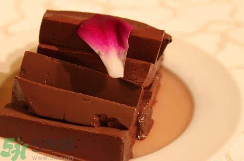 猪血是热性还是凉性?猪血是热性的吗? 猪血是热性还是凉性?猪血是热性的吗?