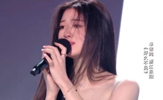 娱乐单依纯的个人资料:单依纯签约哪家公司 1