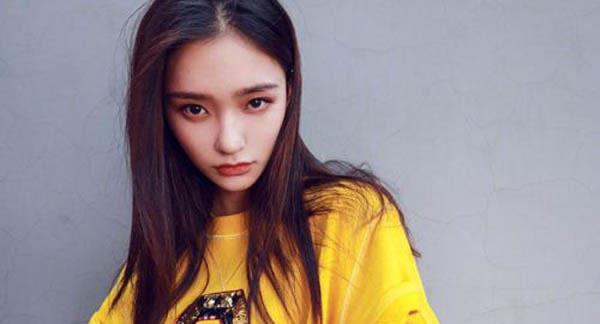 娱乐林允签约哪家经纪公司 周星驰捧红是星辉旗下艺人 2