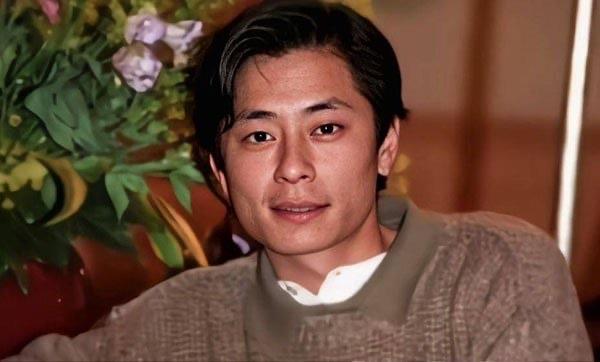 娱乐王杰为口碑不好了吗 他为何痛恨香港歌手 王杰在香港地位如何  1