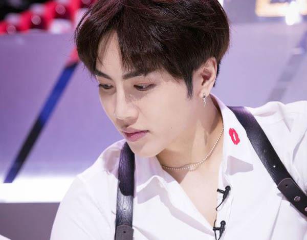 娱乐秦奋个人资料年龄多大了 曾出道过!偶像练习生roi是哪里人  1