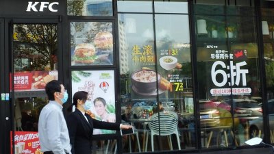 ​餐厅猛推“穷鬼套餐”，越卖越亏却停不下来