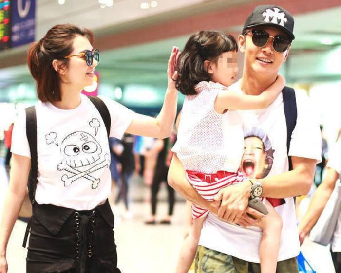 洪欣人财两空?张丹峰被称“男版马蓉”,马蓉晒美食称心满意足