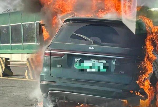 买电动汽车后悔死了？新能源汽车的致命缺点是什么-