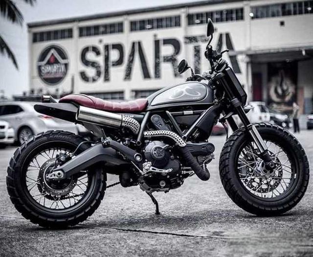 megalobox里男主骑的是什么摩托？-