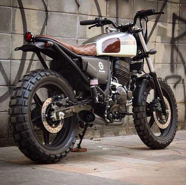 megalobox里男主骑的是什么摩托？-